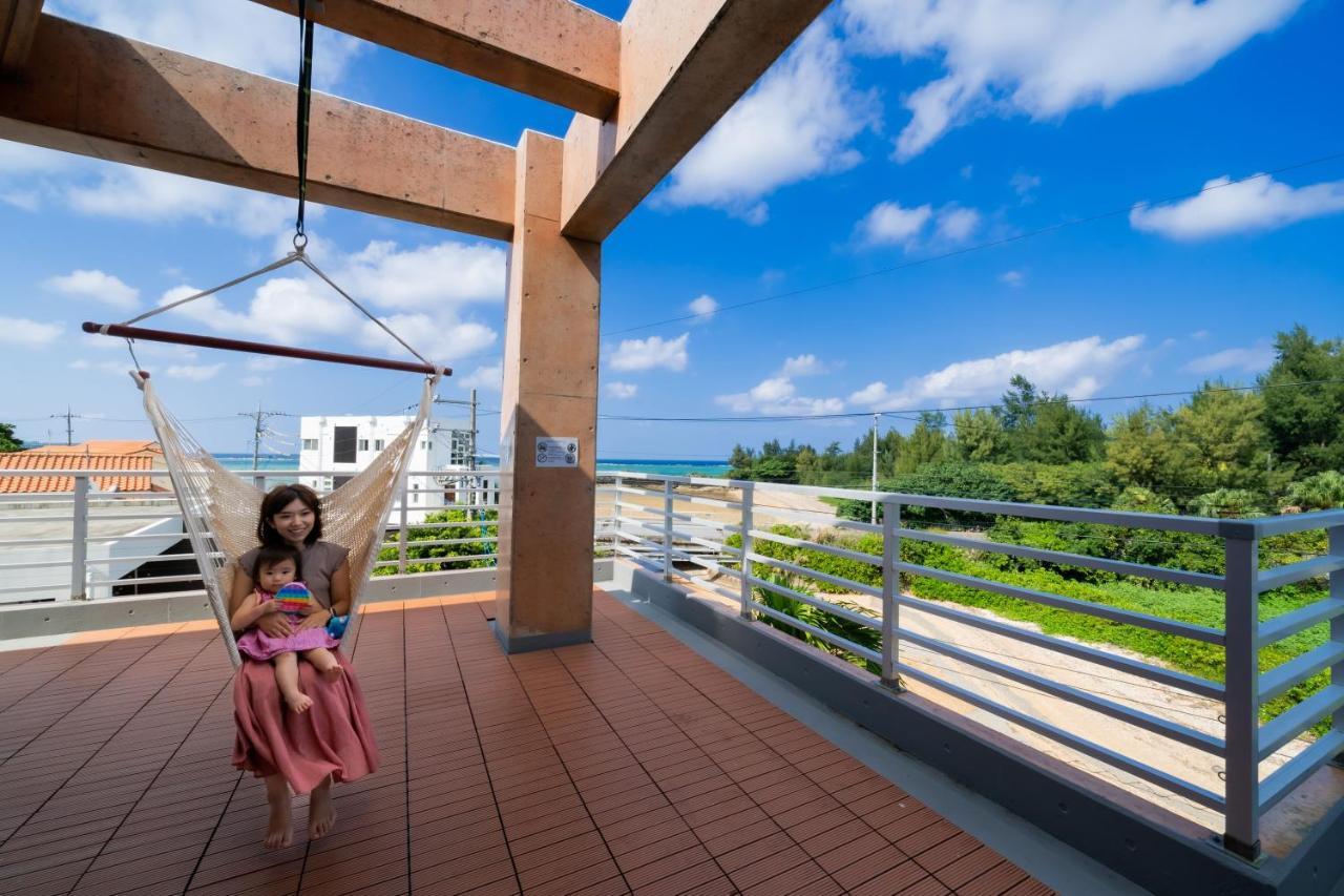ペンション ラナカイハウス沖縄 Villa Онна Екстериор снимка
